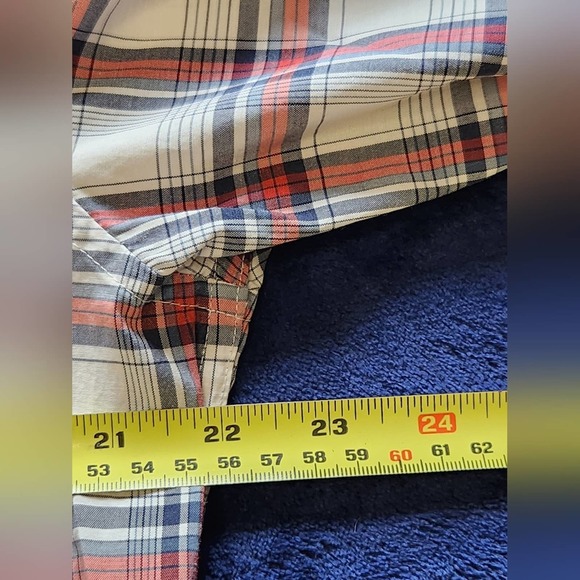 DC Plaid Red‎ White Black Men's XL Long Sleeve Button-up Shirt - Picture 4 of 8